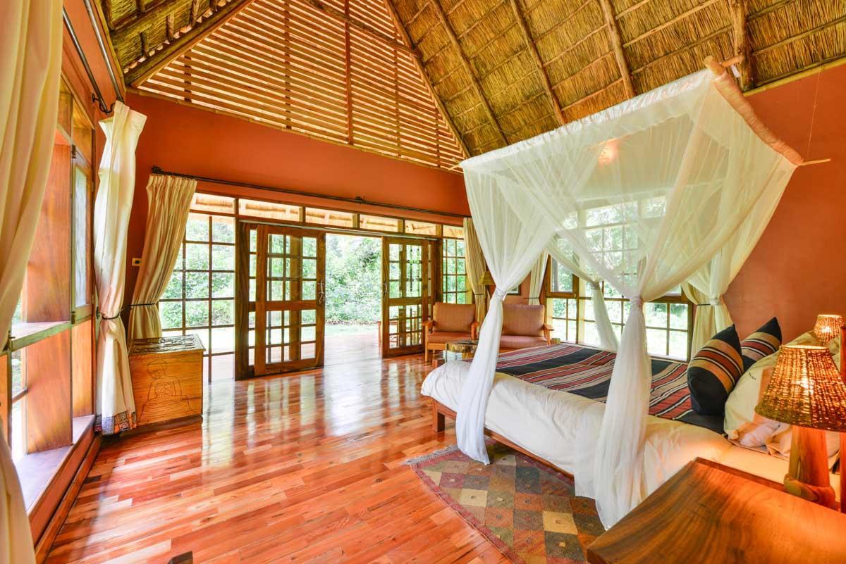 Primate Lodge Kibale Кампала Екстериор снимка