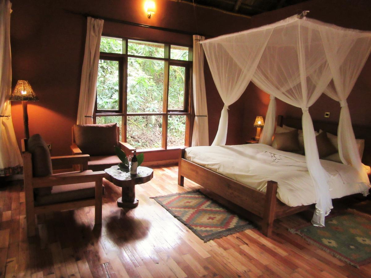 Primate Lodge Kibale Кампала Екстериор снимка